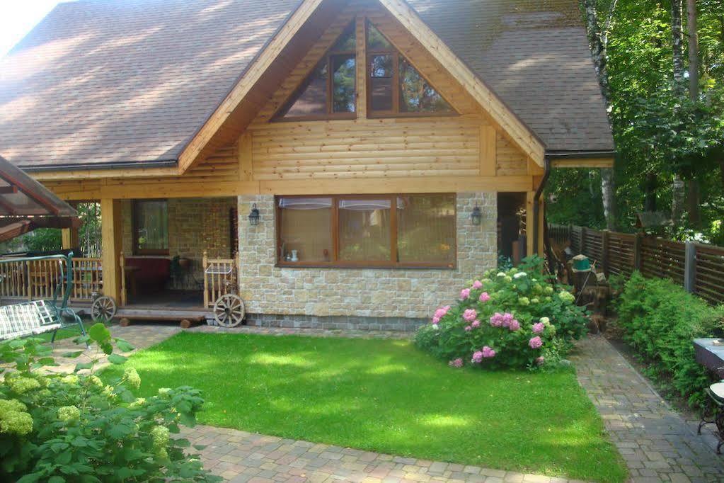 Holiday Home Imanta Рига Екстериор снимка